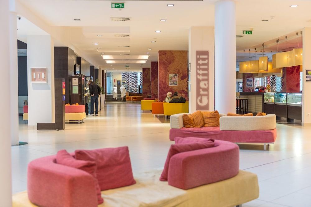 Park Inn By Radisson Sarvar Resort & Spa Екстериор снимка