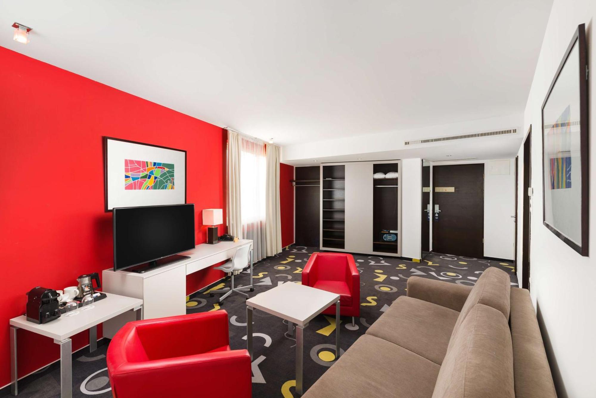 Park Inn By Radisson Sarvar Resort & Spa Екстериор снимка