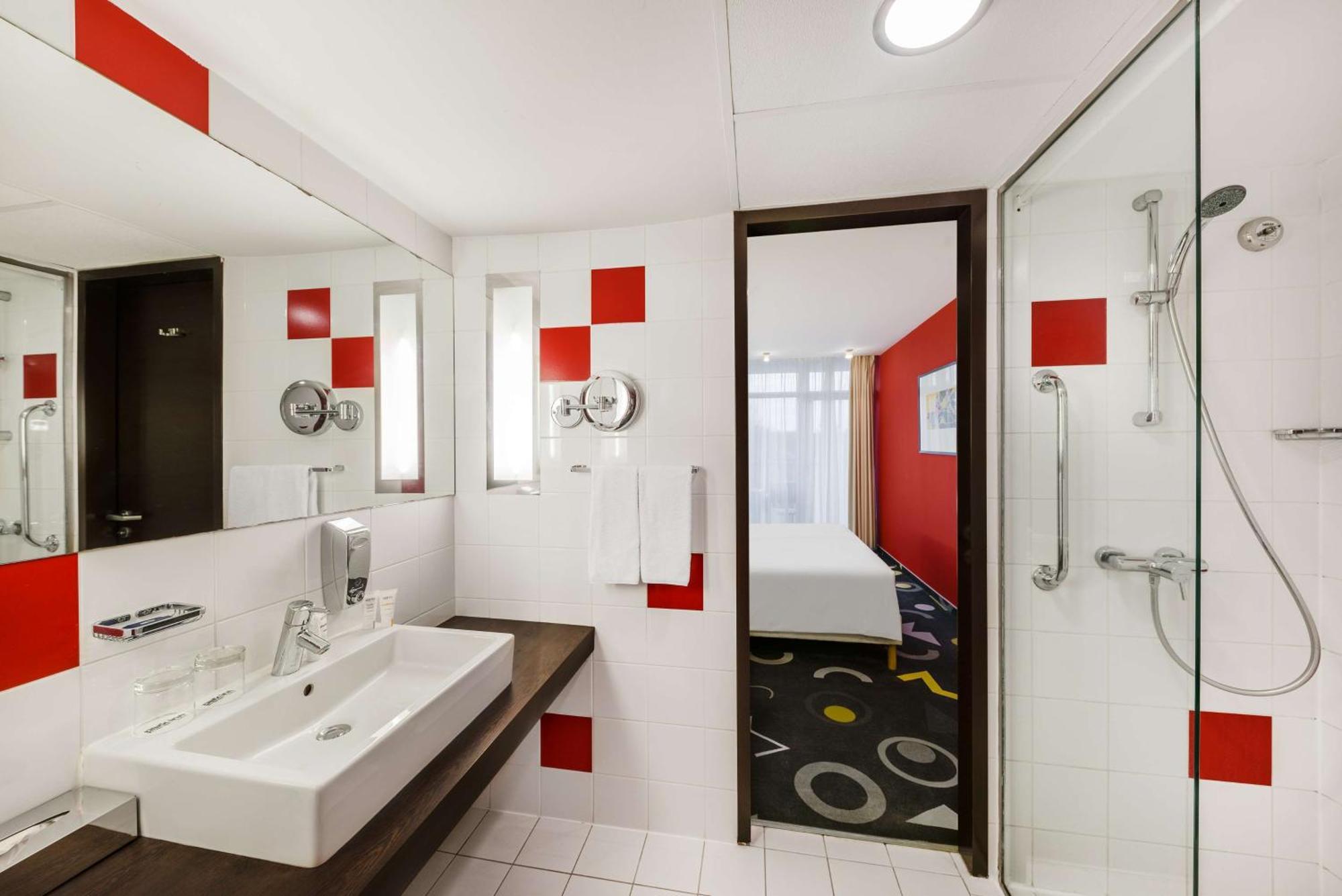 Park Inn By Radisson Sarvar Resort & Spa Екстериор снимка
