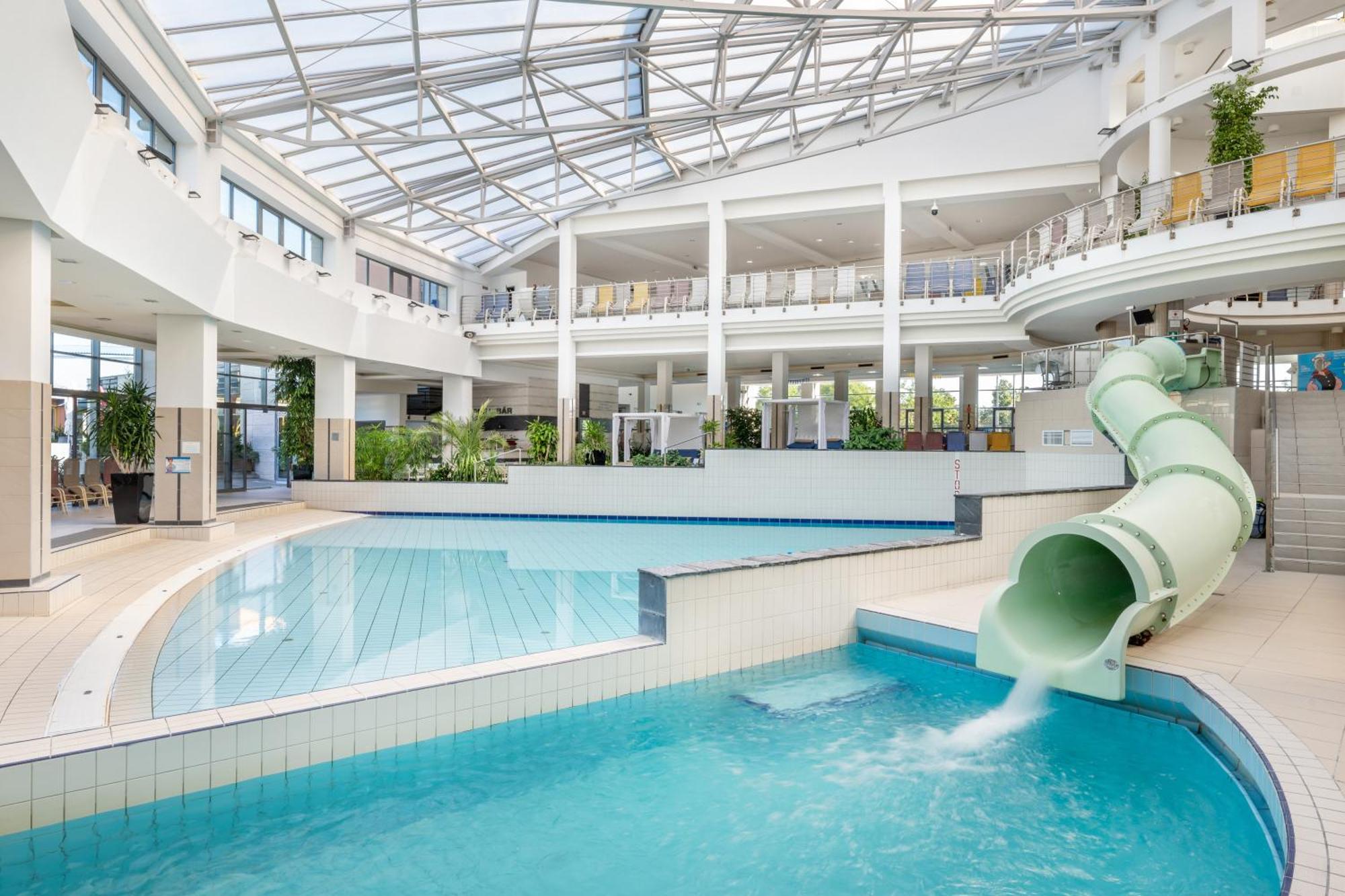 Park Inn By Radisson Sarvar Resort & Spa Екстериор снимка