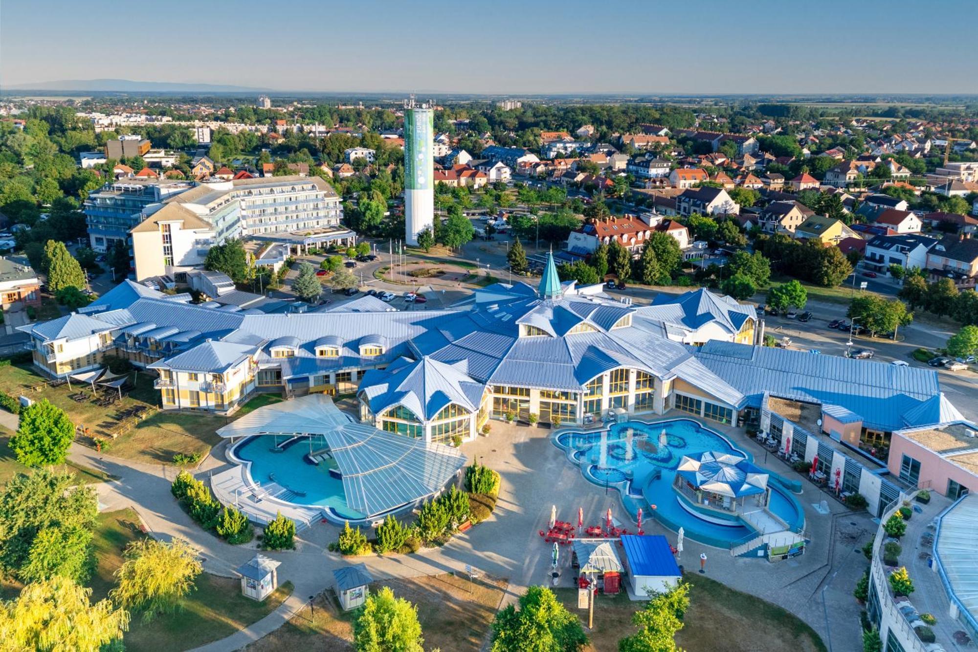 Park Inn By Radisson Sarvar Resort & Spa Екстериор снимка
